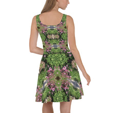 Load image into Gallery viewer, Urban Amaryllis***Venus in the Garden, Circle Dress
