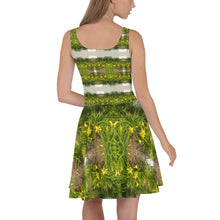 Load image into Gallery viewer, Urban Amaryllis***Venus in the Garden, Circle Dress
