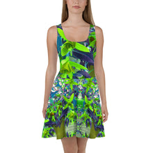 Load image into Gallery viewer, Urban Amaryllis***Venus in the Garden, Circle Dress

