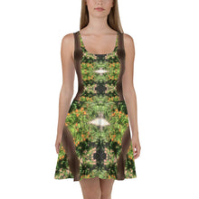 Load image into Gallery viewer, Urban Amaryllis***Venus in the Garden, Circle Dress
