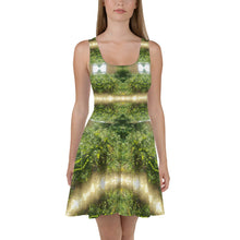 Load image into Gallery viewer, Urban Amaryllis***Venus in the Garden, Circle Dress
