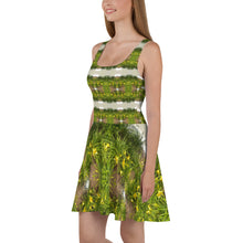 Load image into Gallery viewer, Urban Amaryllis***Venus in the Garden, Circle Dress
