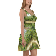 Load image into Gallery viewer, Urban Amaryllis***Venus in the Garden, Circle Dress
