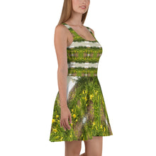Load image into Gallery viewer, Urban Amaryllis***Venus in the Garden, Circle Dress
