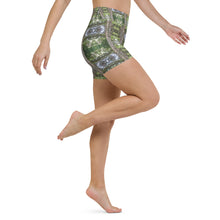 Load image into Gallery viewer, Urban Amaryllis***Saturday Shorts
